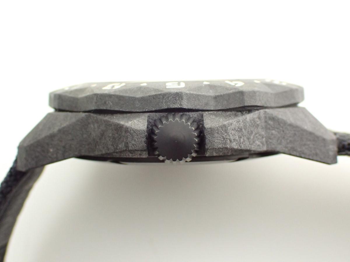 ルミノックス エア 6441 リューズ横