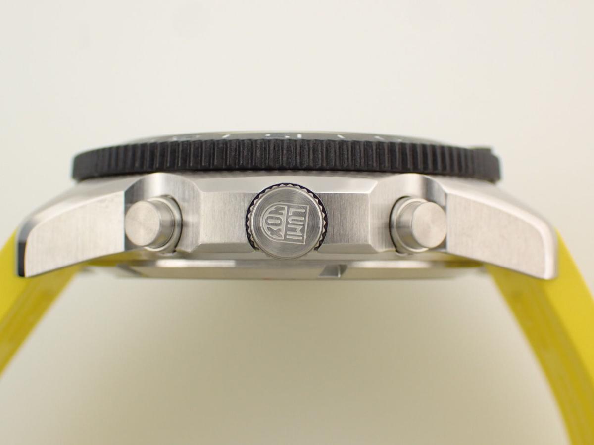 ルミノックス シー 3145 リューズ横