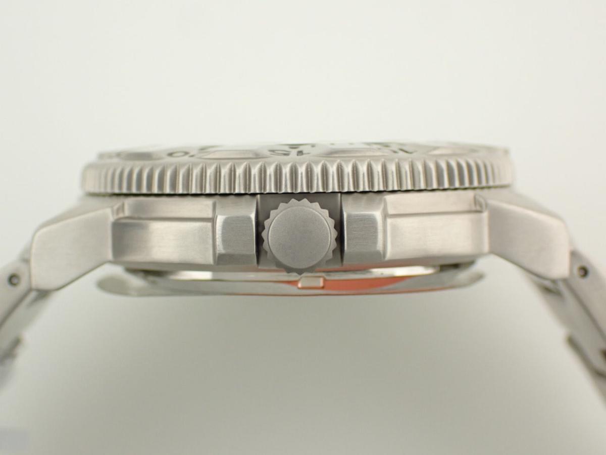 ルミノックス リミテッド 3204JPNLTD リューズ横