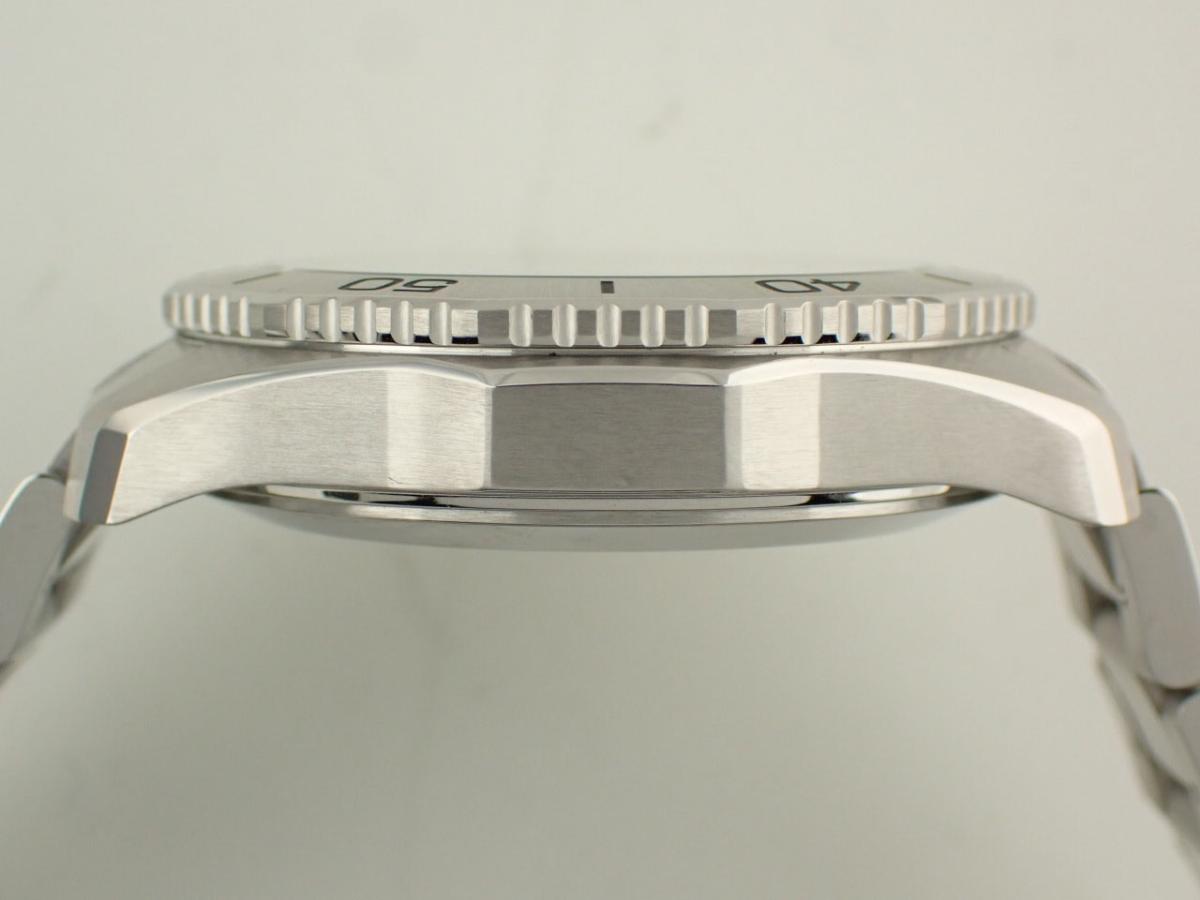 タグホイヤー アクアレーサー WBP2111.BA0627 横