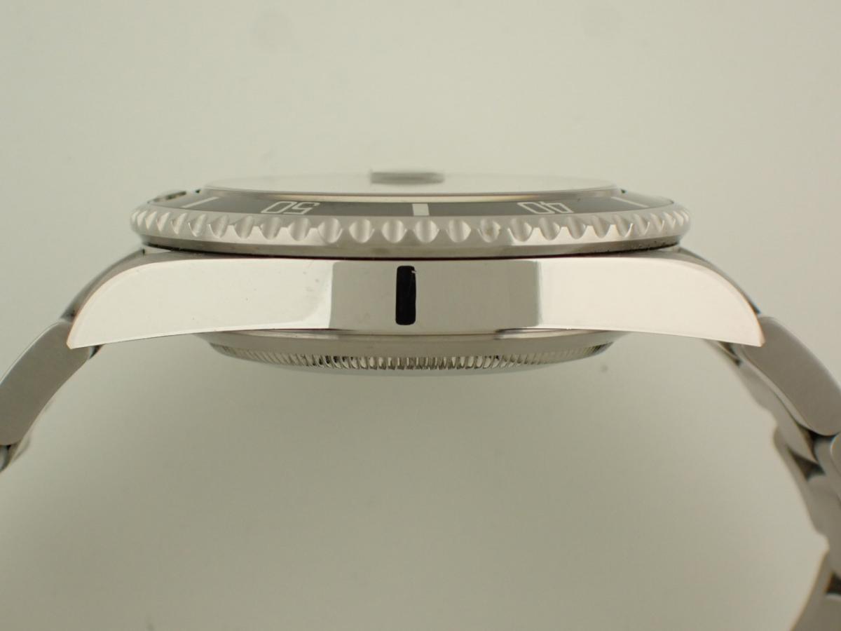 ロレックス サブマリーナ 16610T 横