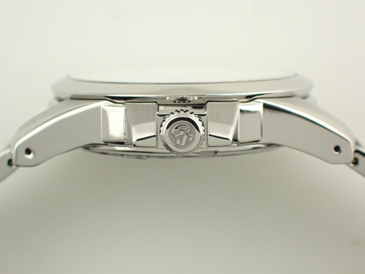 グランドセイコー 9Fクォーツ SBGX057 リューズ横