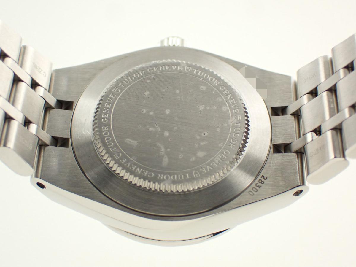 チューダー ロイヤル M28300-0006 裏ぶた