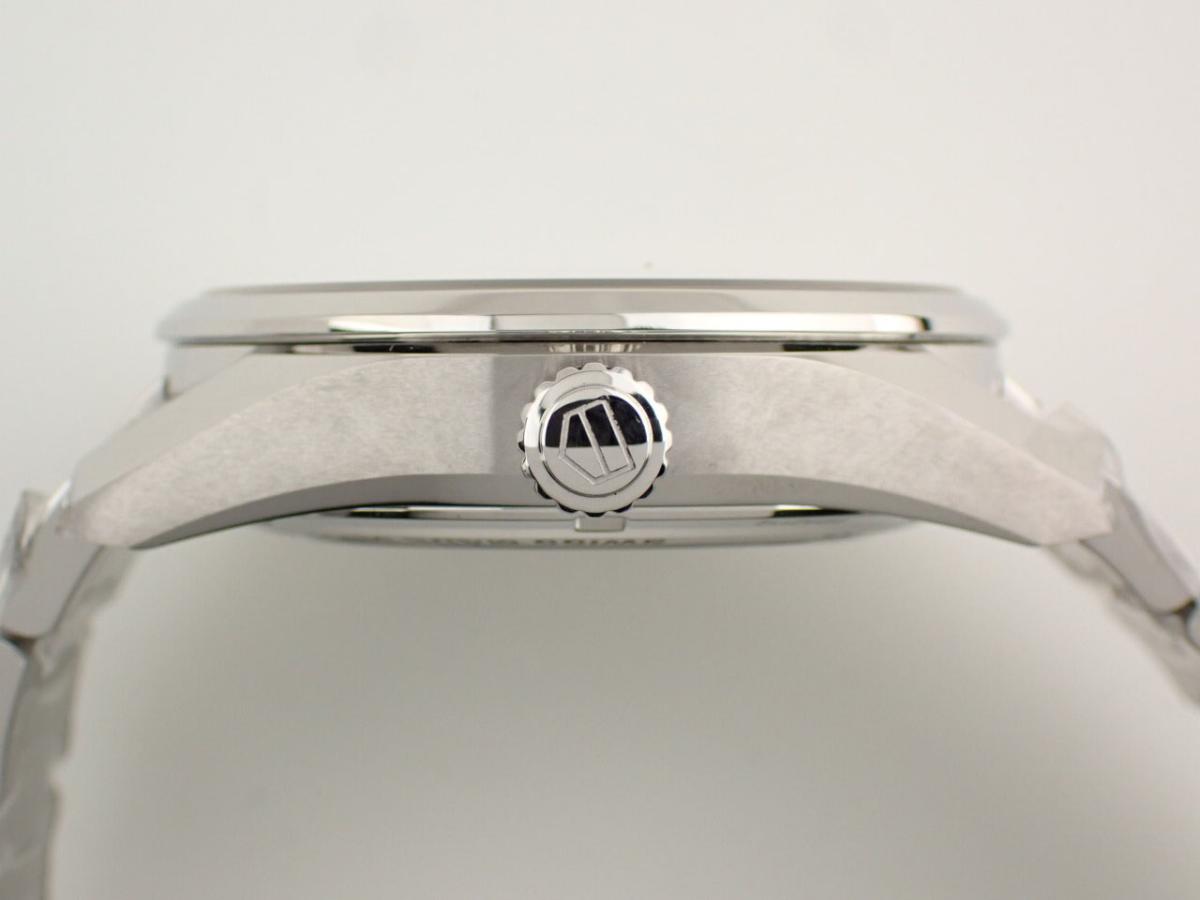 タグホイヤー カレラ WDA2112-BA0043 リューズ横