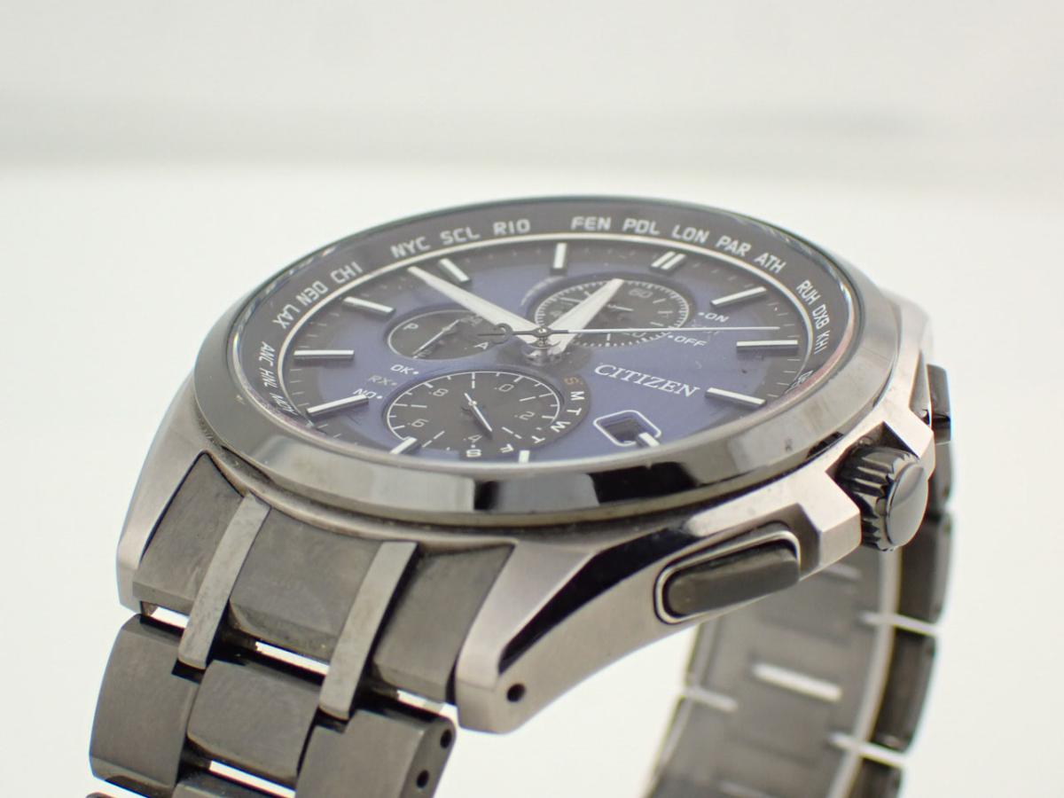 シチズン アテッサ AT8044-72L ベゼル