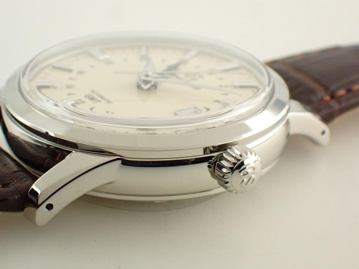グランドセイコー メカニカル自動巻 SBGM221 ベゼル