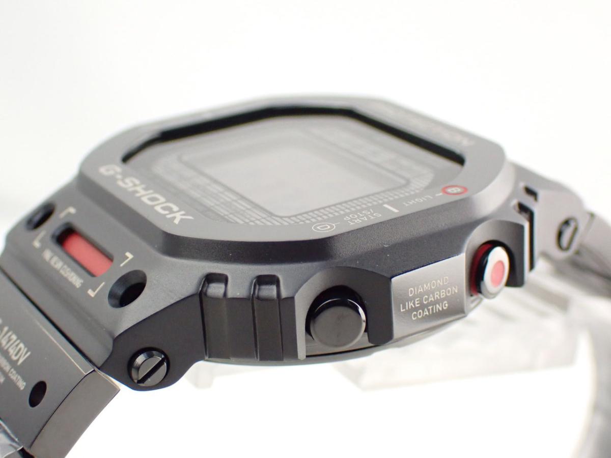 カシオ G-SHOCK GMW-B5000TVA-1JR ベゼル