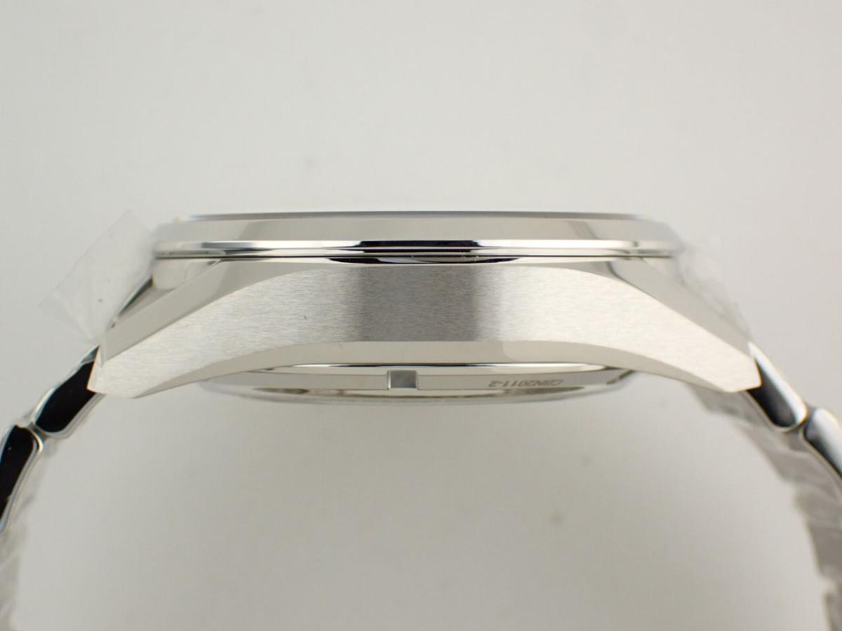タグホイヤー カレラ CBN2011.BA0642 横