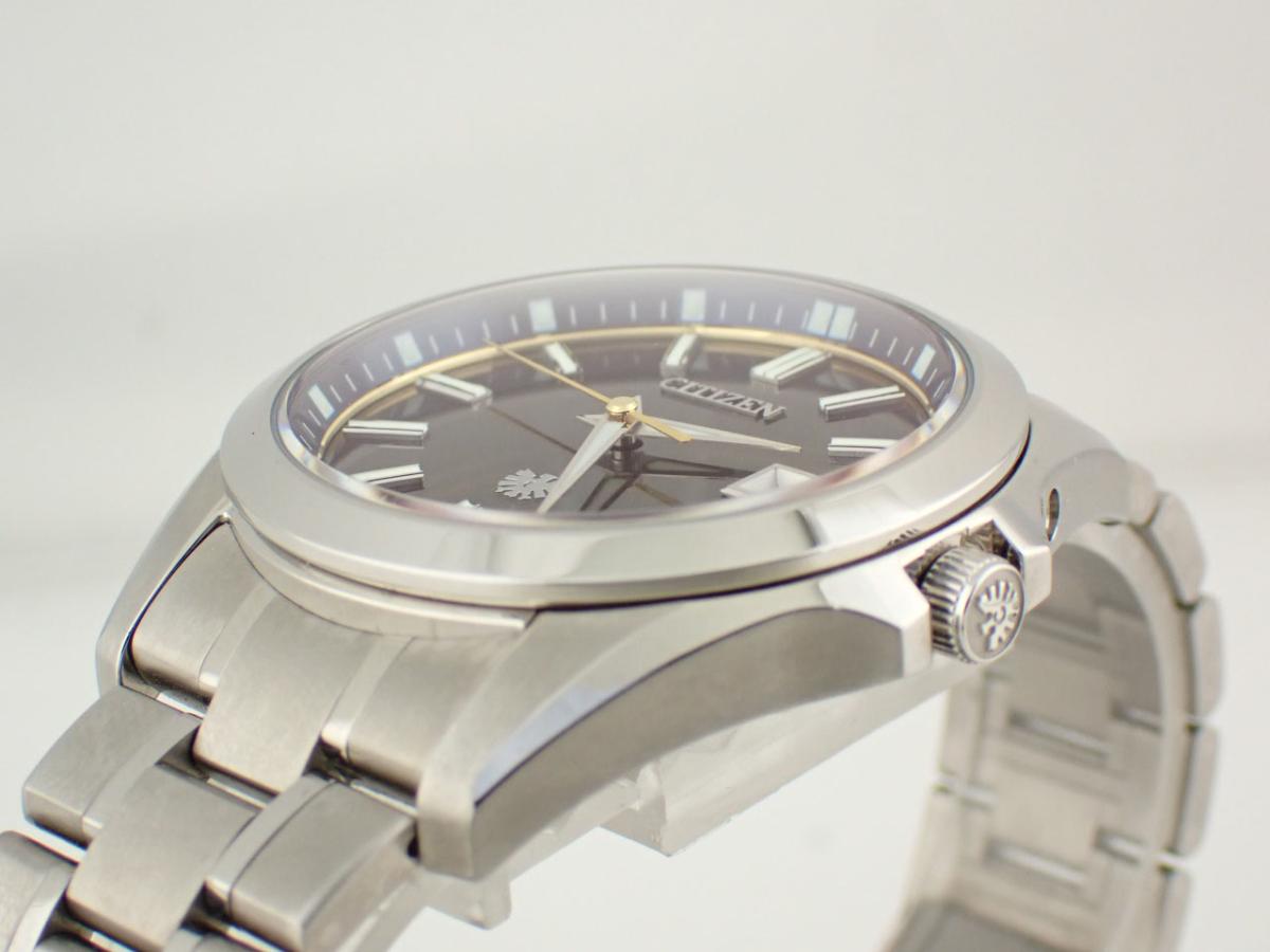 シチズン ザ・シチズン AQ4090-59E ベゼル