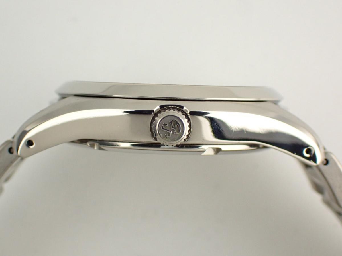 グランドセイコー 9Fクォーツ SBGX069 リューズ横