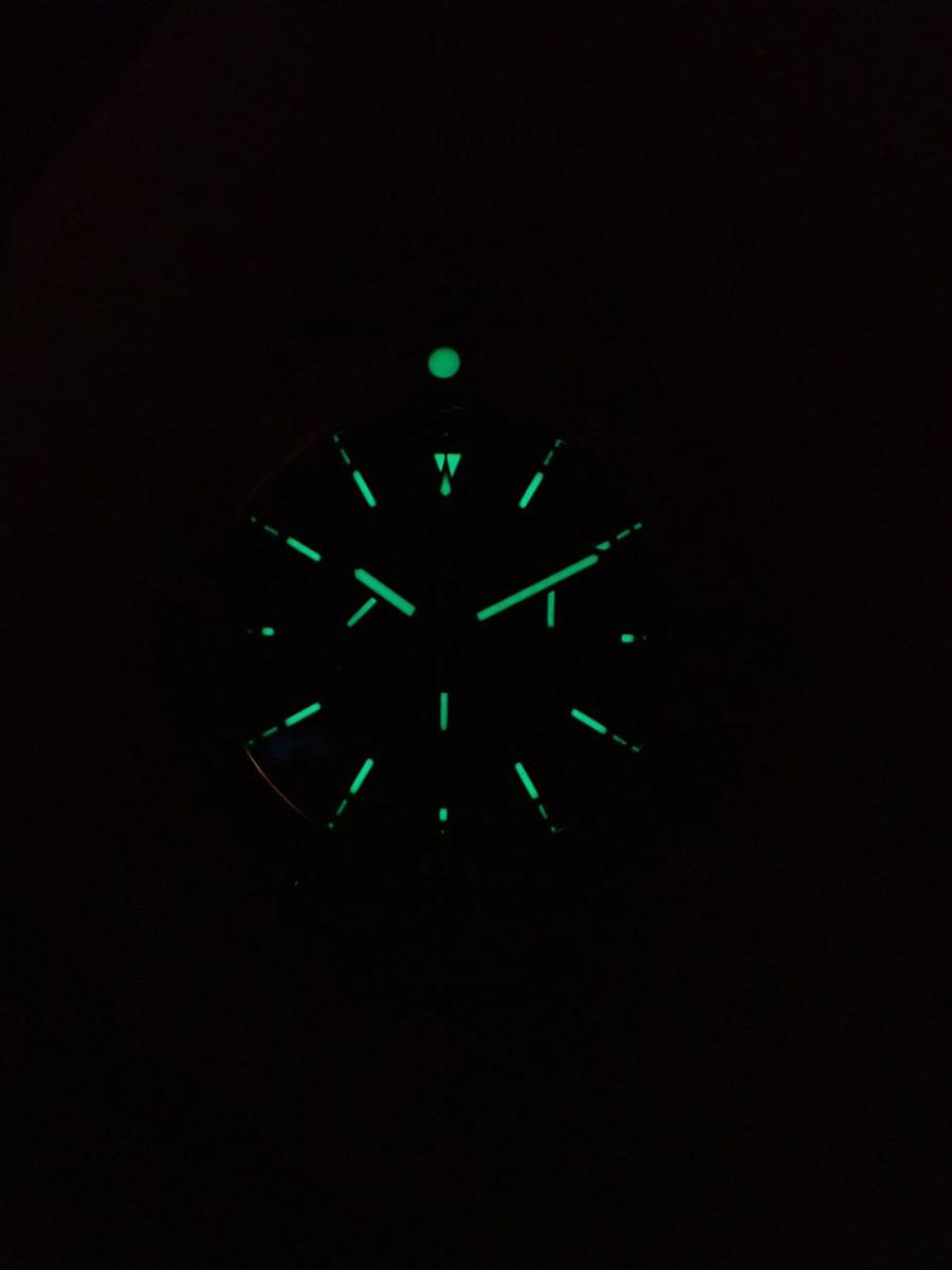 ブライトリング アベンジャー AB0147101C1A1 夜光他