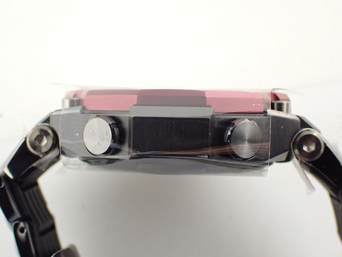 カシオ G-SHOCK MTG-B2000BD-1A4JF 横
