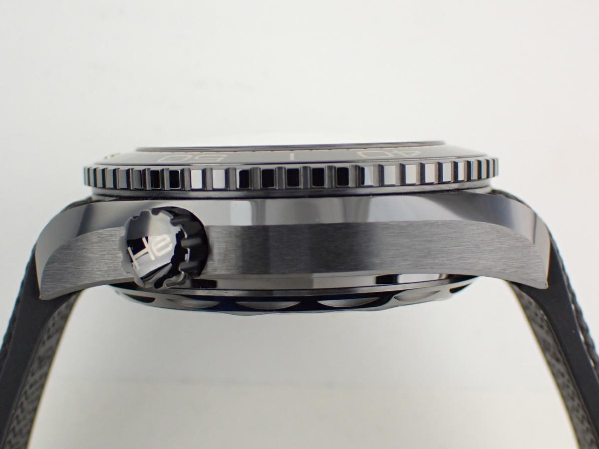 オメガ シーマスタープラネットオーシャン 215.92.46.22.01.001 横