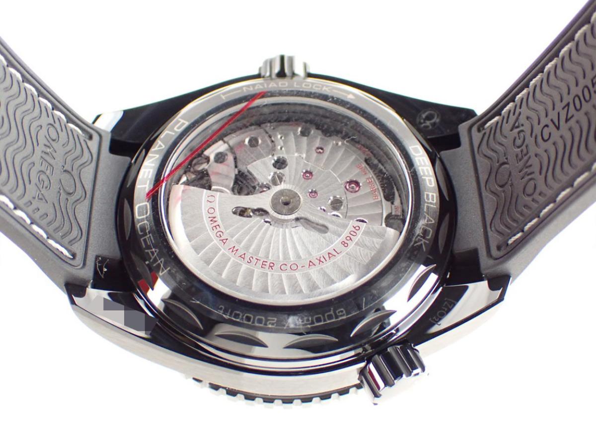 オメガ シーマスタープラネットオーシャン 215.92.46.22.01.001 裏ぶた