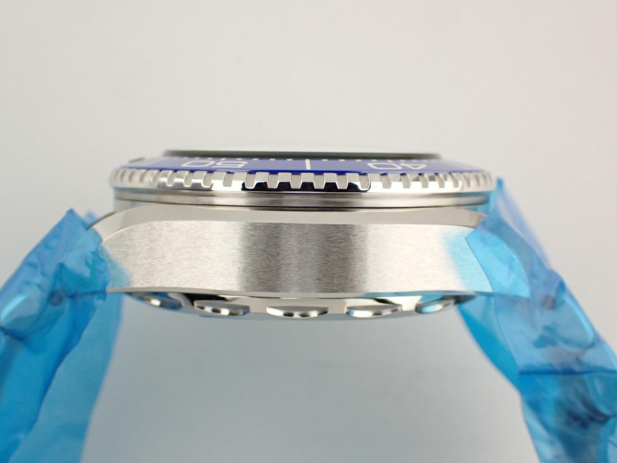 オメガ シーマスタープラネットオーシャン 215.30.46.21.04.001 横