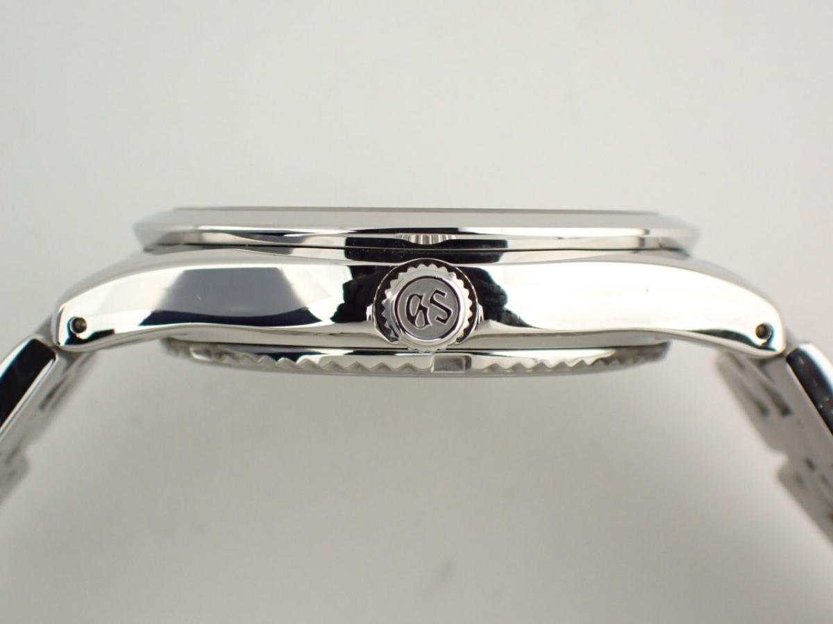 グランドセイコー 9Fクォーツ SBGT011 リューズ横