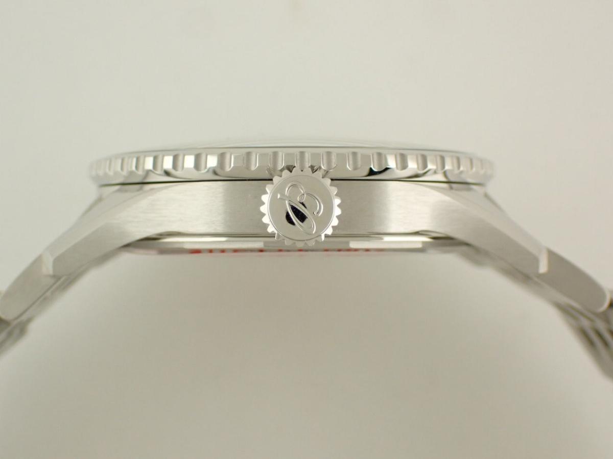 ブライトリング ナビタイマー A17329171C1A1 リューズ横