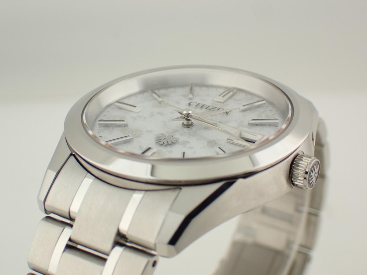 シチズン ザ・シチズン AQ4100-65W ベゼル