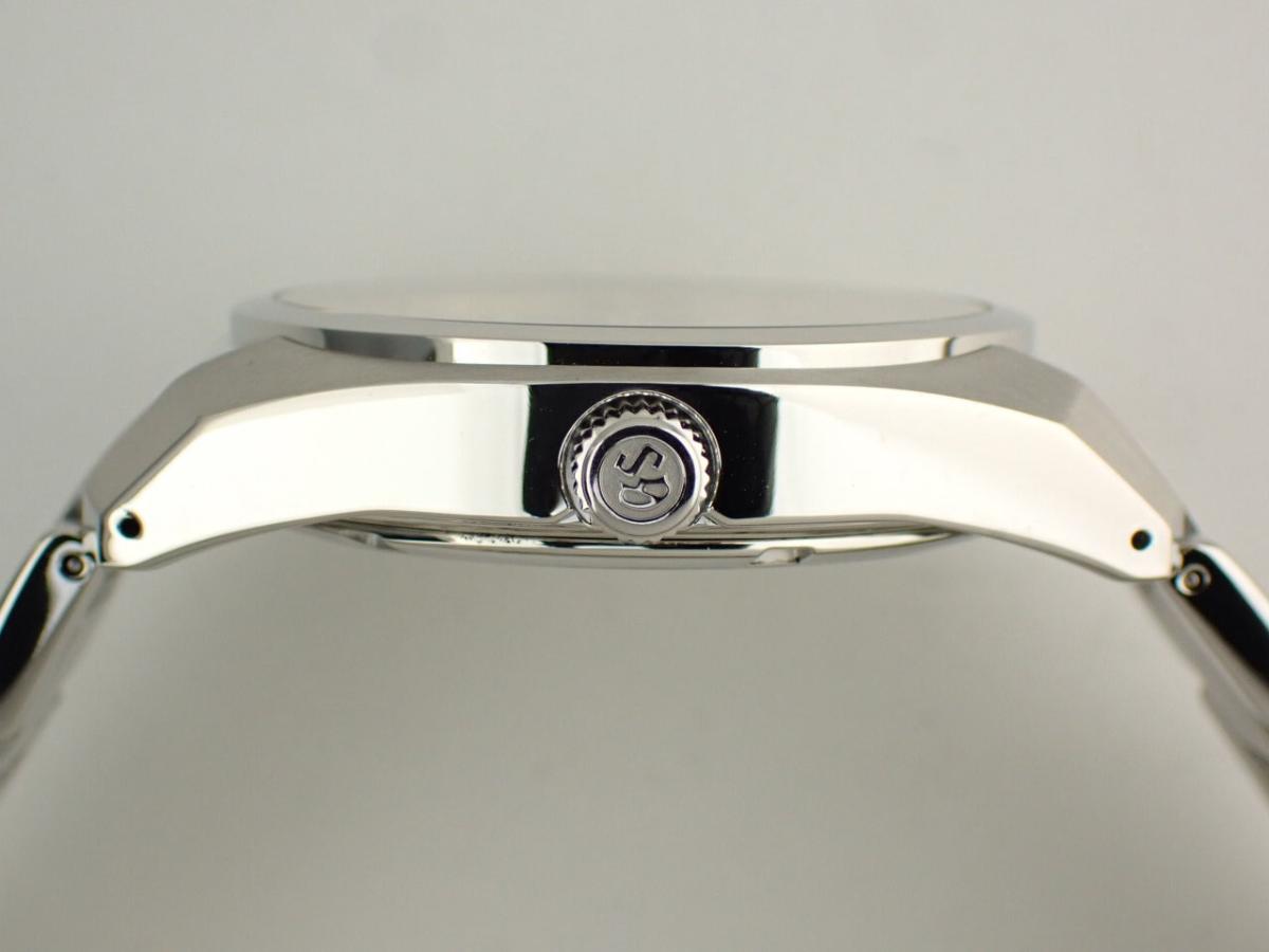 グランドセイコー 9Fクォーツ SBGX089 リューズ横