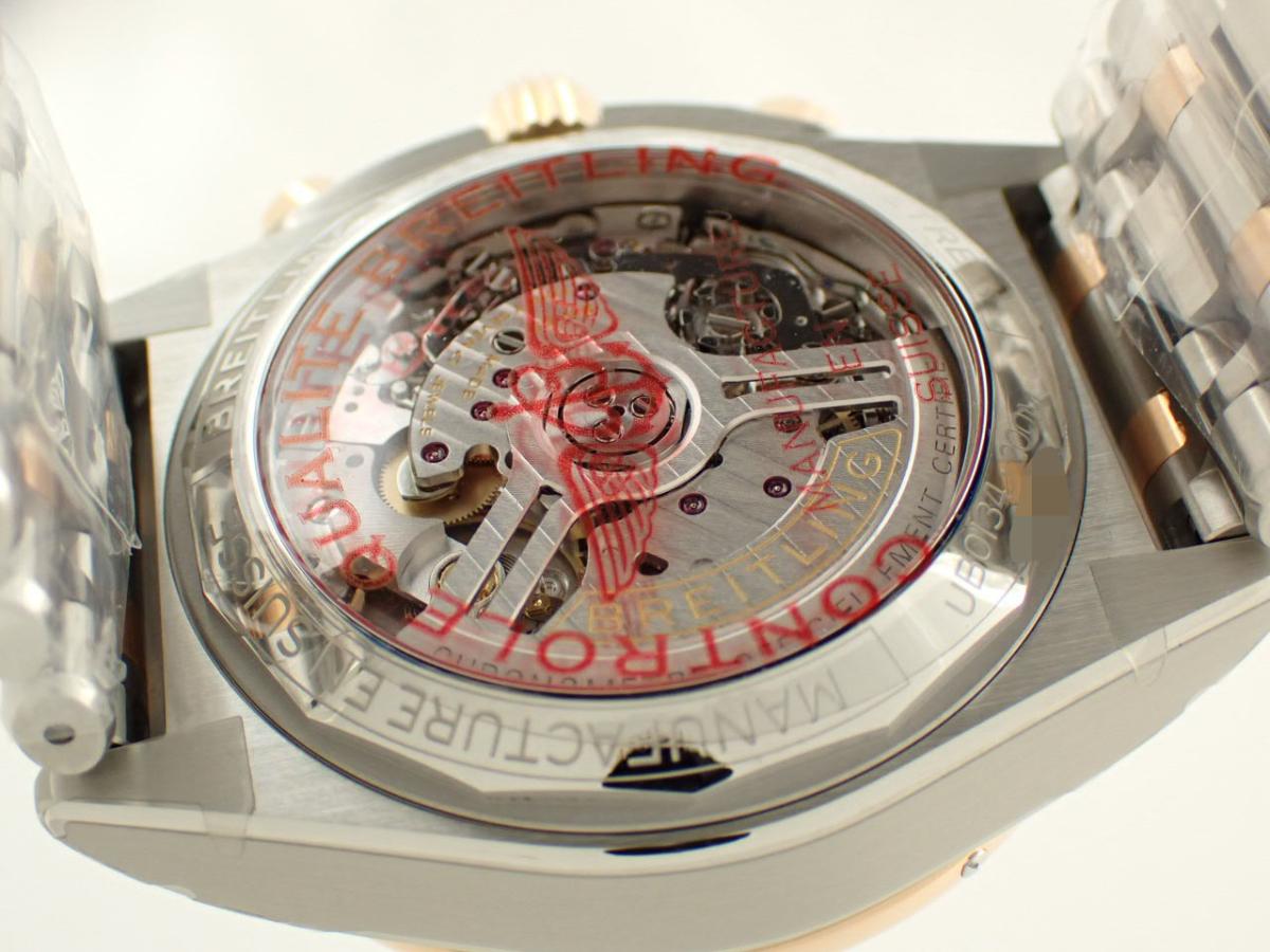 ブライトリング クロノマット UB0134101B1U1 裏ぶた