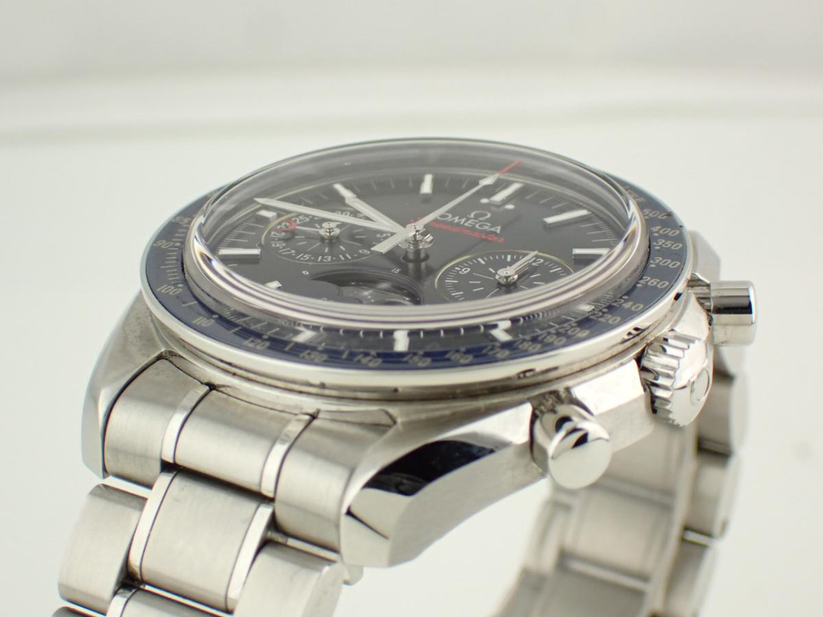 オメガ スピードマスター 304.33.44.52.03.001 ベゼル