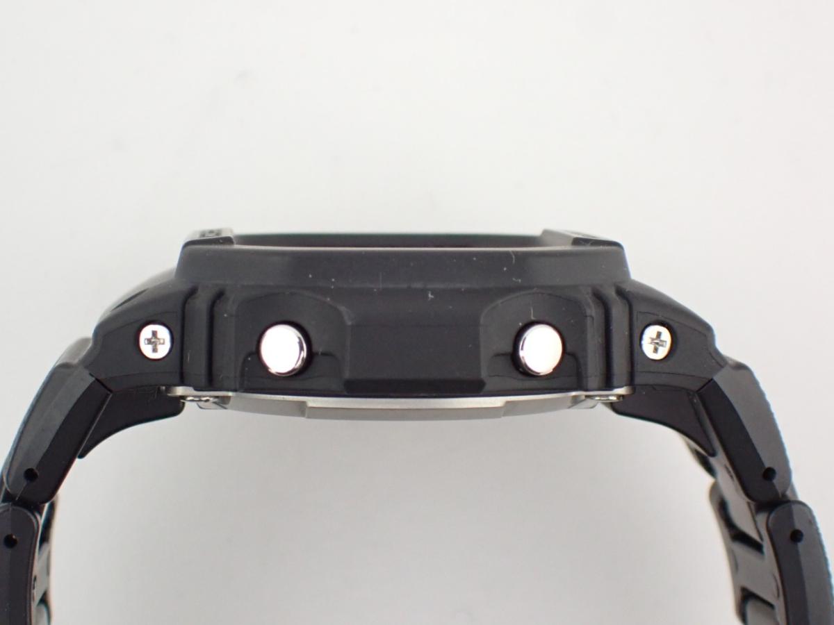 カシオ G-SHOCK GW-M5610UBC-1JF リューズ横