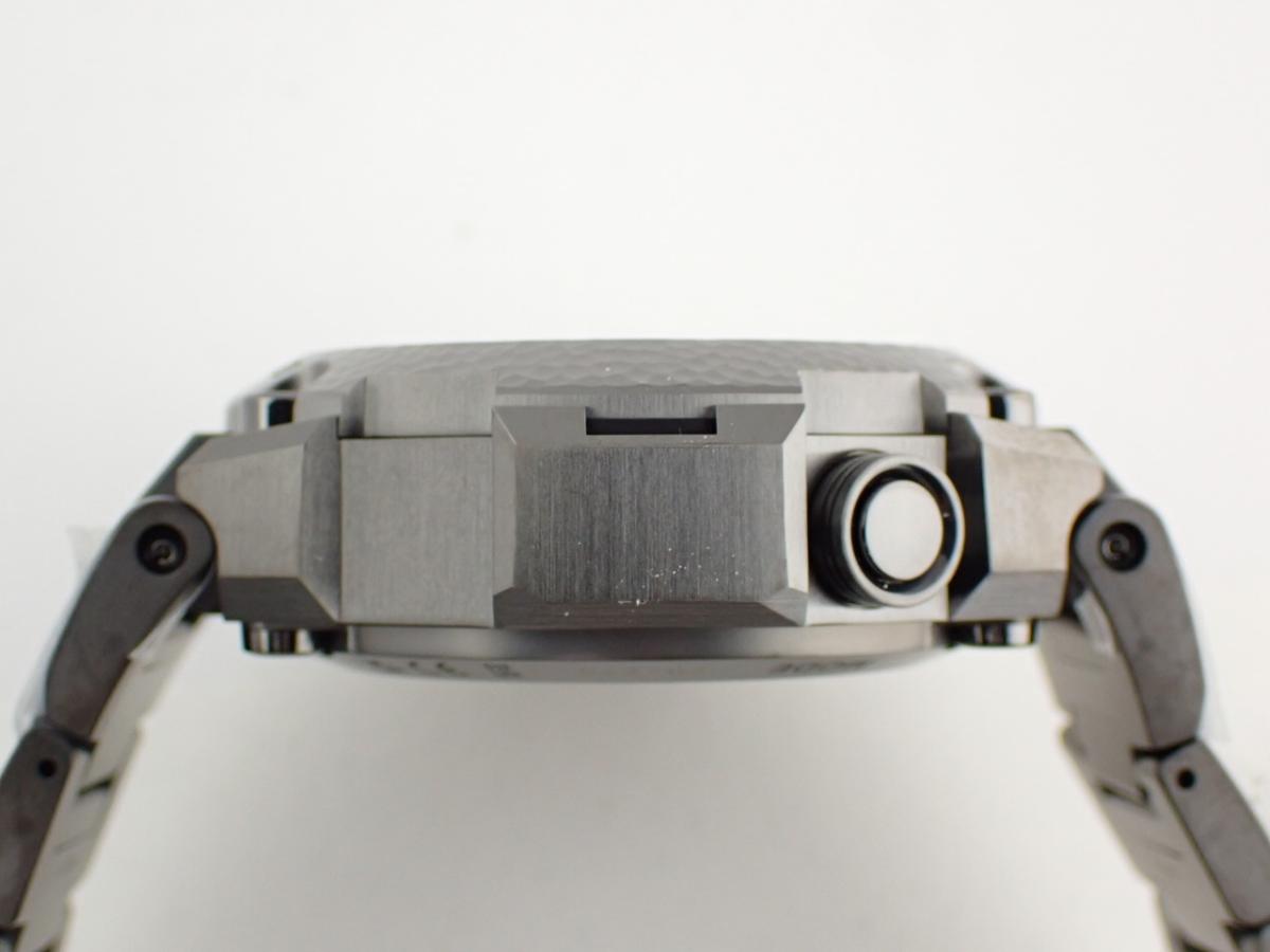 カシオ G-SHOCK MRG-G2000HB-1AJR 横