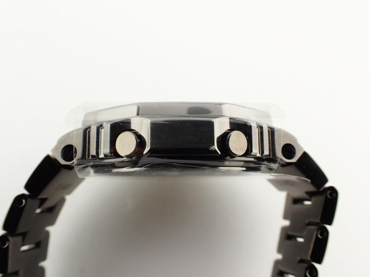 カシオ G-SHOCK GM-B2100BD-1AJF リューズ横