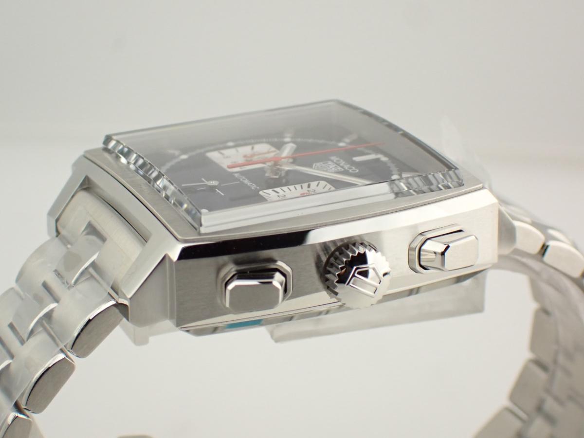 タグホイヤー モナコ CBL2111.BA0644 ベゼル