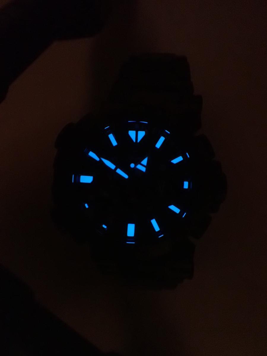カシオ G-SHOCK MRG-BF1000B-1AJR 夜光他