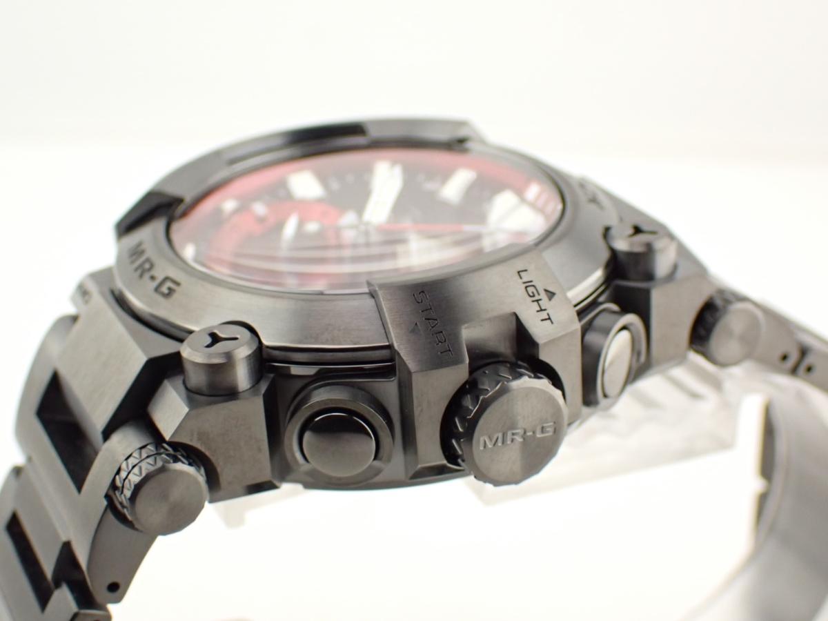 カシオ G-SHOCK MRG-BF1000B-1AJR ベゼル