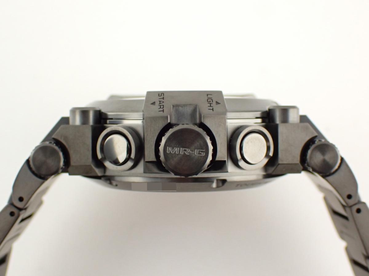 カシオ G-SHOCK MRG-BF1000B-1AJR リューズ横