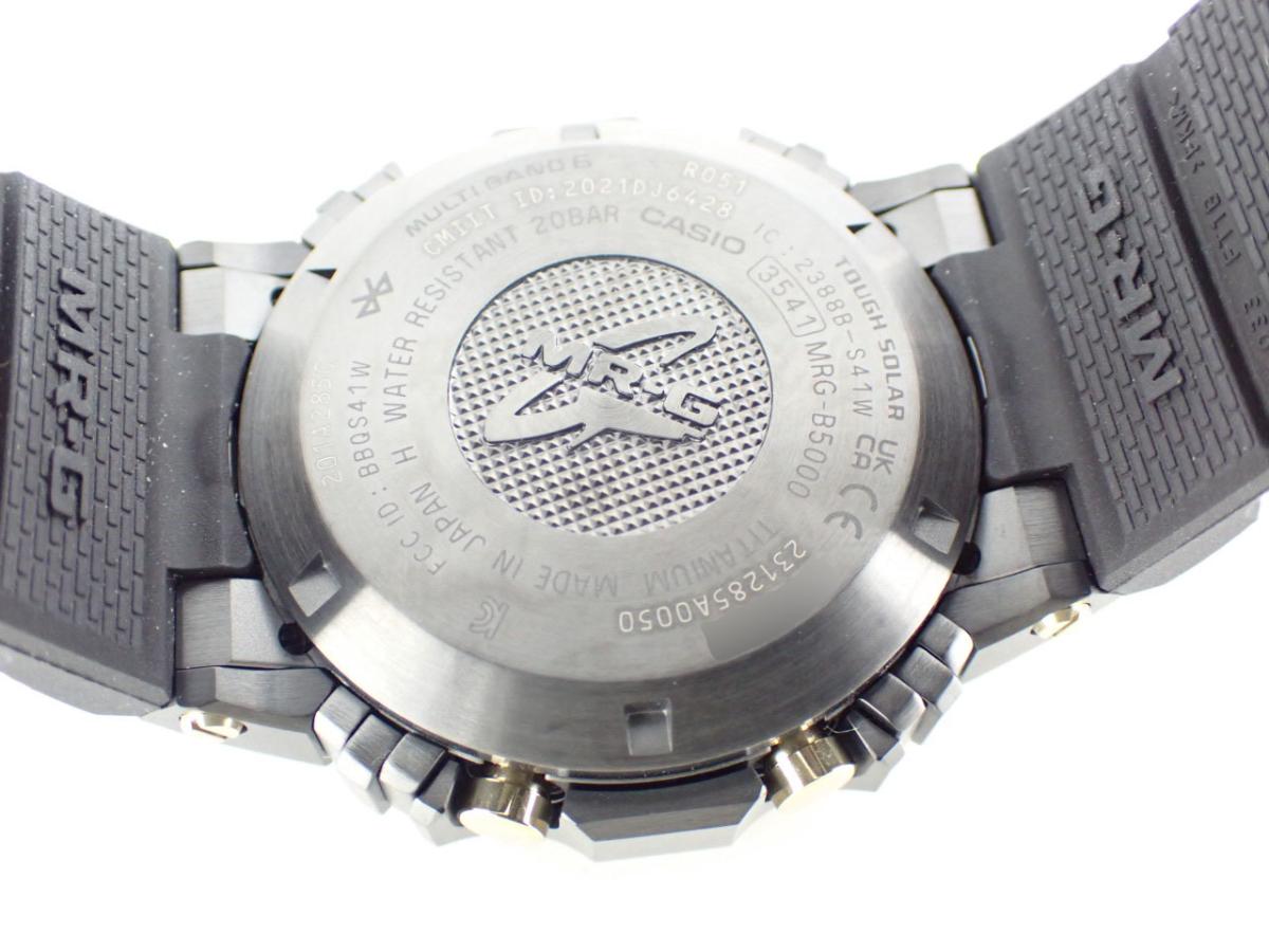 カシオ G-SHOCK MRG-B5000R-1JR 裏ぶた
