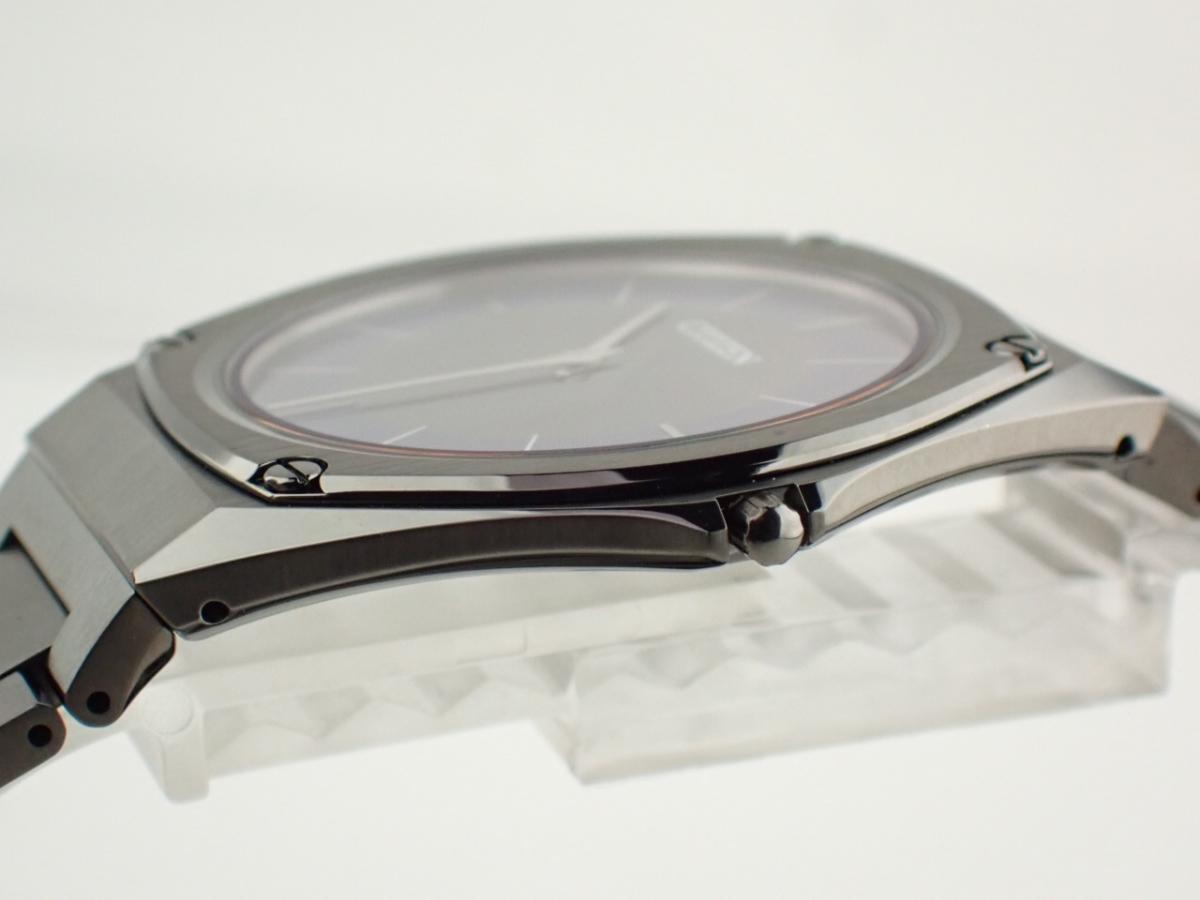 シチズン エコドライブワン AR5064-57L ベゼル
