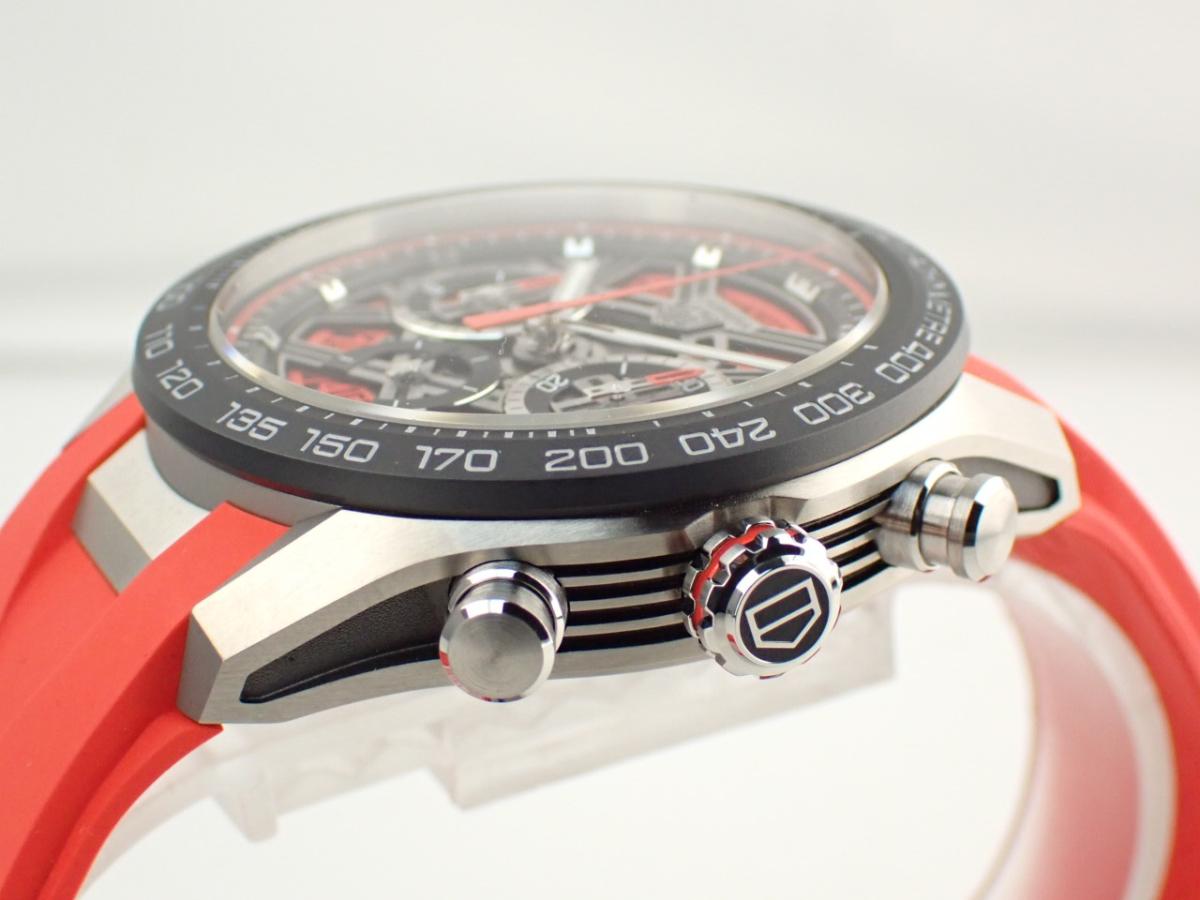 タグホイヤー カレラ CBU2082-FT6275 ベゼル