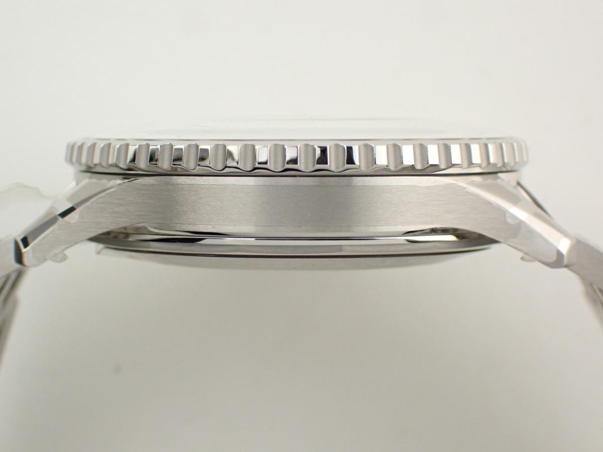 ブライトリング ナビタイマー AB0137241L1A1 横
