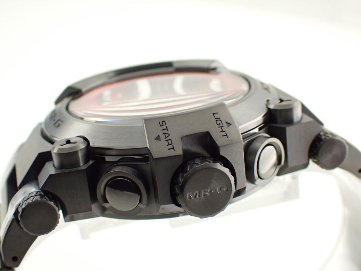 カシオ G-SHOCK MRG-BF1000B-1AJR ベゼル