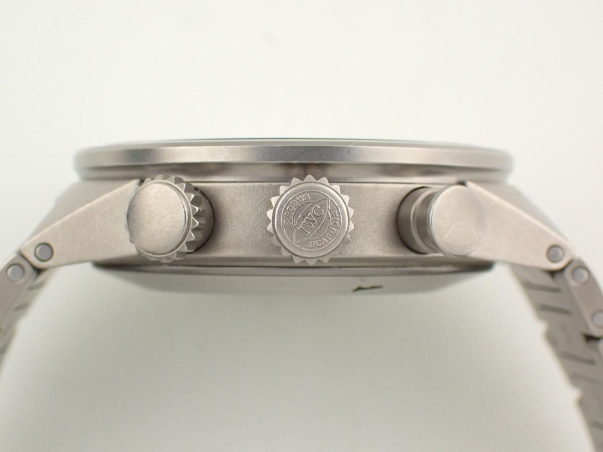IWC アクアタイマー IW371903 リューズ横