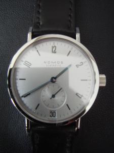 ノモス タンジェントスポーツ TS1A1S1 中古 ノモス正規店箱・保証書