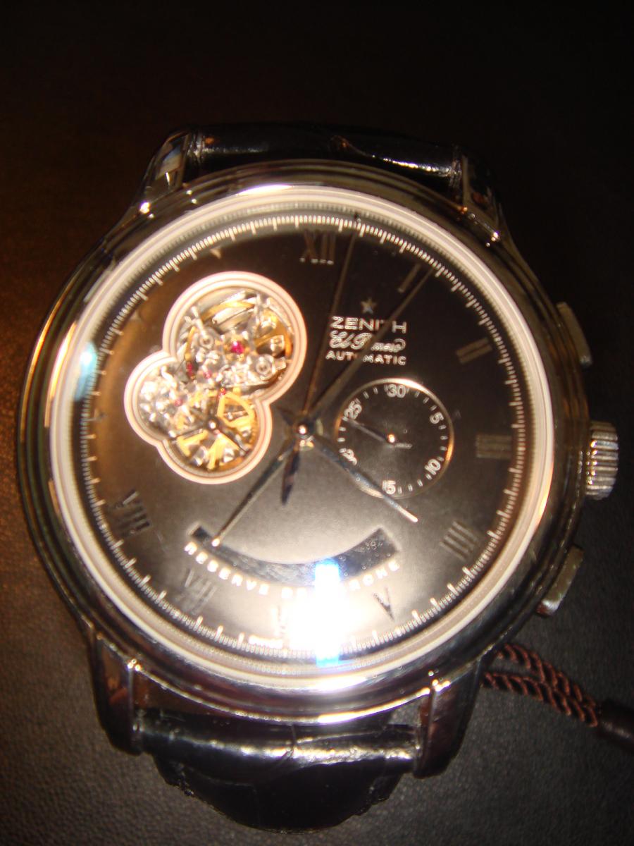 ゼニス クロノマスター 03.1260.4021 ブラック グランド、クロノ ゼニス腕時計の福岡での買い取り(中古)高価買取事例
