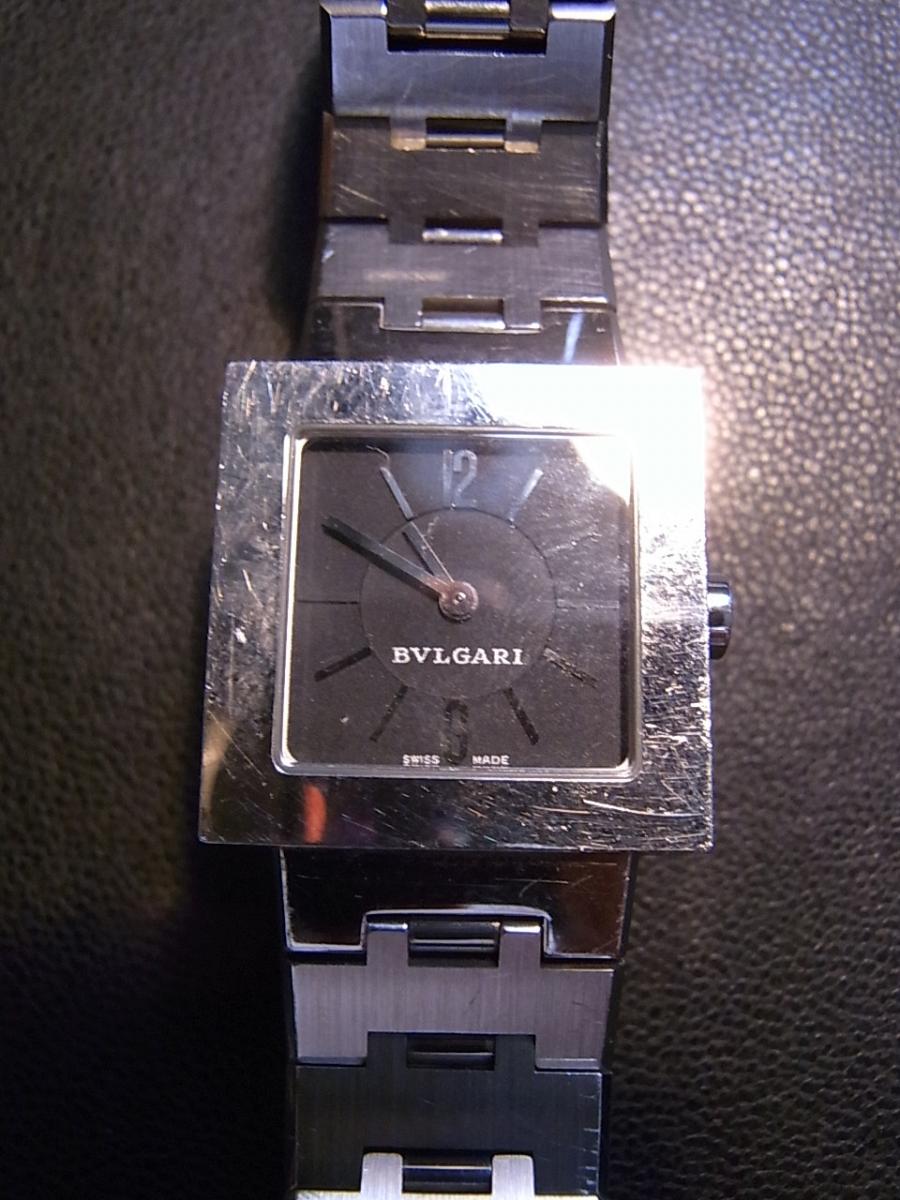 ブルガリ クアドラード SQ22SS 黒文字盤 スクエアケース  クオーツ式腕時計、シルバー(電池が切れて止まっている状態)高価買取事例