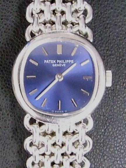 パテックフィリップ ゴールデンエリプス 3371 ブルーダイヤル アンティークオーバル アンティークレディースパテックフィリップ(中古)