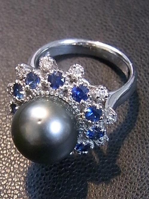 ジュエリー リング ダイヤモンド 黒真珠＋サファイア＋ダイヤ 年代物黒真珠、(中古)高価買取事例