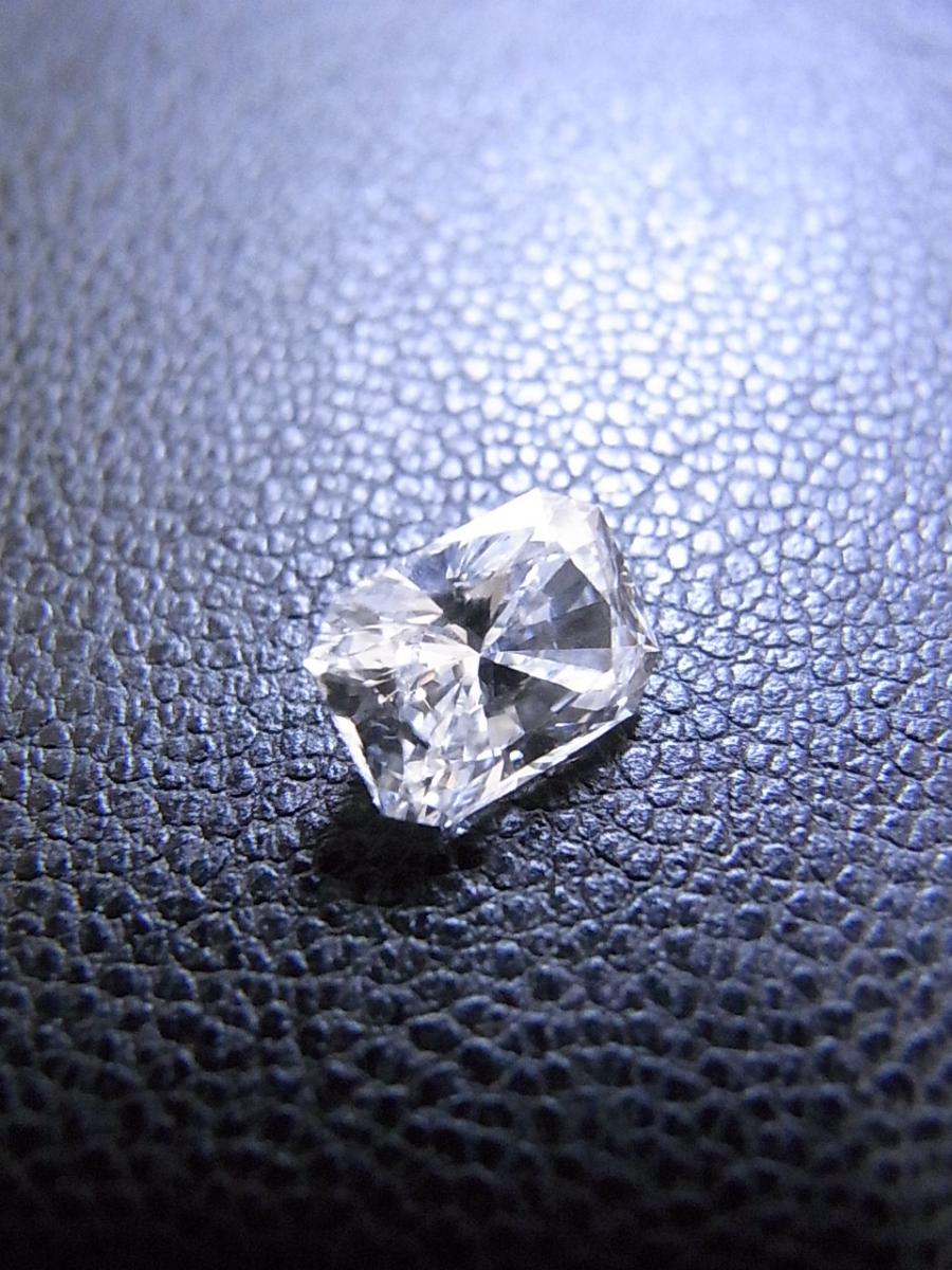 ジュエリー ダイヤモンド Loose-diamonds 1.001CTのラディアント 1.001CT、COLOR:F、Clarity:IF(中古)高価買取事例