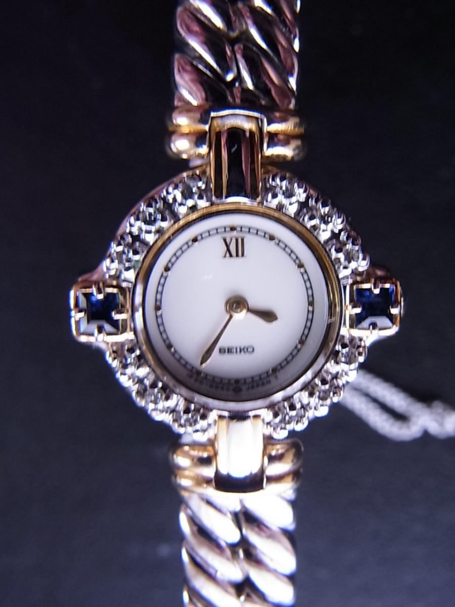 腕時計セイコーエクセリーヌダイヤモンド＆サファイア取り巻き - 腕時計