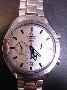 オメガ スピードマスター 321_10_42_50_02_001 中古 内箱 外箱 保証書 余りコマ4つ