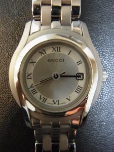 グッチ G-タイムレス YA055506 中古