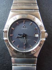 オメガ コンステレーション 1502_40 箱に経年劣化