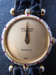 ヴァンクリーフ＆アーペル チャーム 18901B1 中古