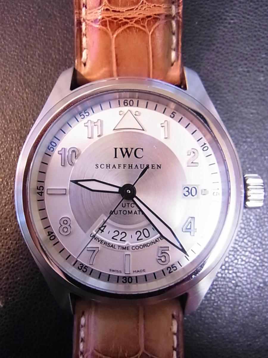 IWC スピットファイア IW325110 シルバートビアラビア文字盤　日付表示　2タイム表示機能 UTC 2009年販売 ケース径39mm GMT機能 ブラウンレザーストラップ(中古)高価買取事例